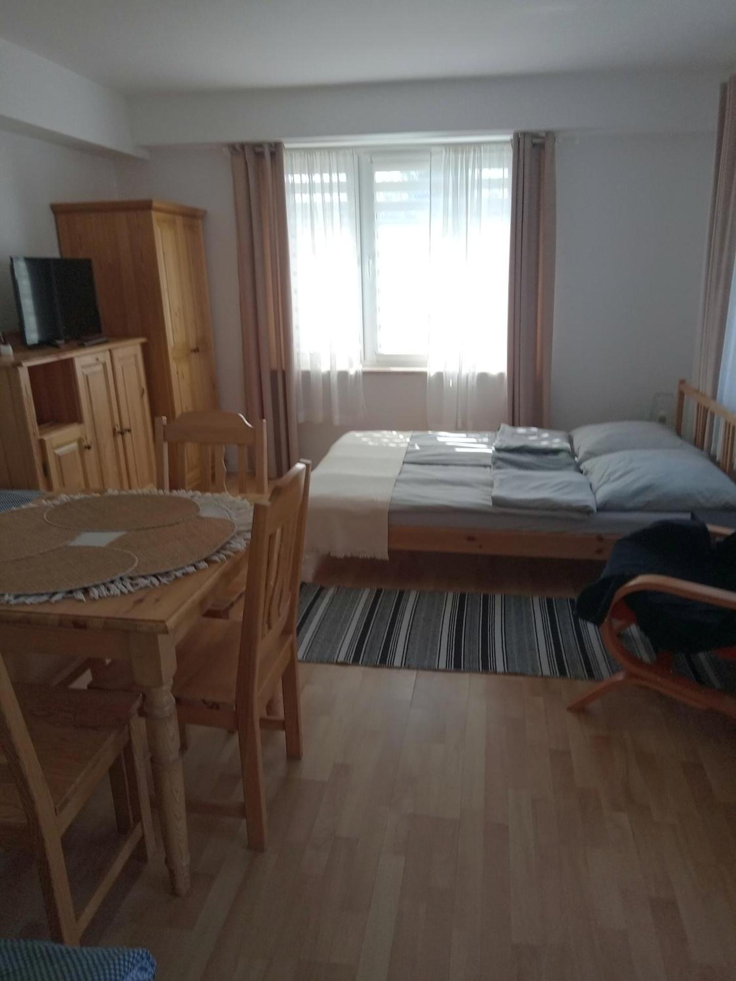 Pokoje U Bozeny Lägenhet Ostrowo  Exteriör bild